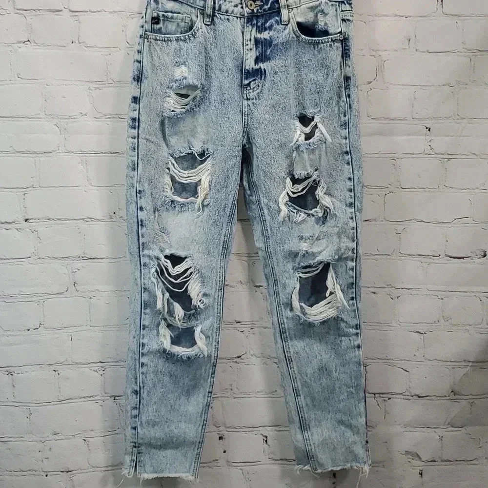 KanCan Women's Acid Wash Distressed Relaxed Taper Mom Jeans Size 5/26